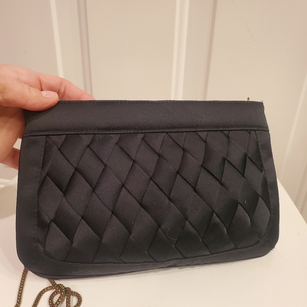 Walborg Elegant Black Woven Clutch